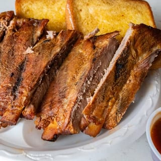 Ribs & Toast